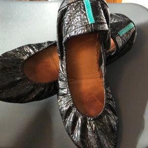 Classic Black Tieks